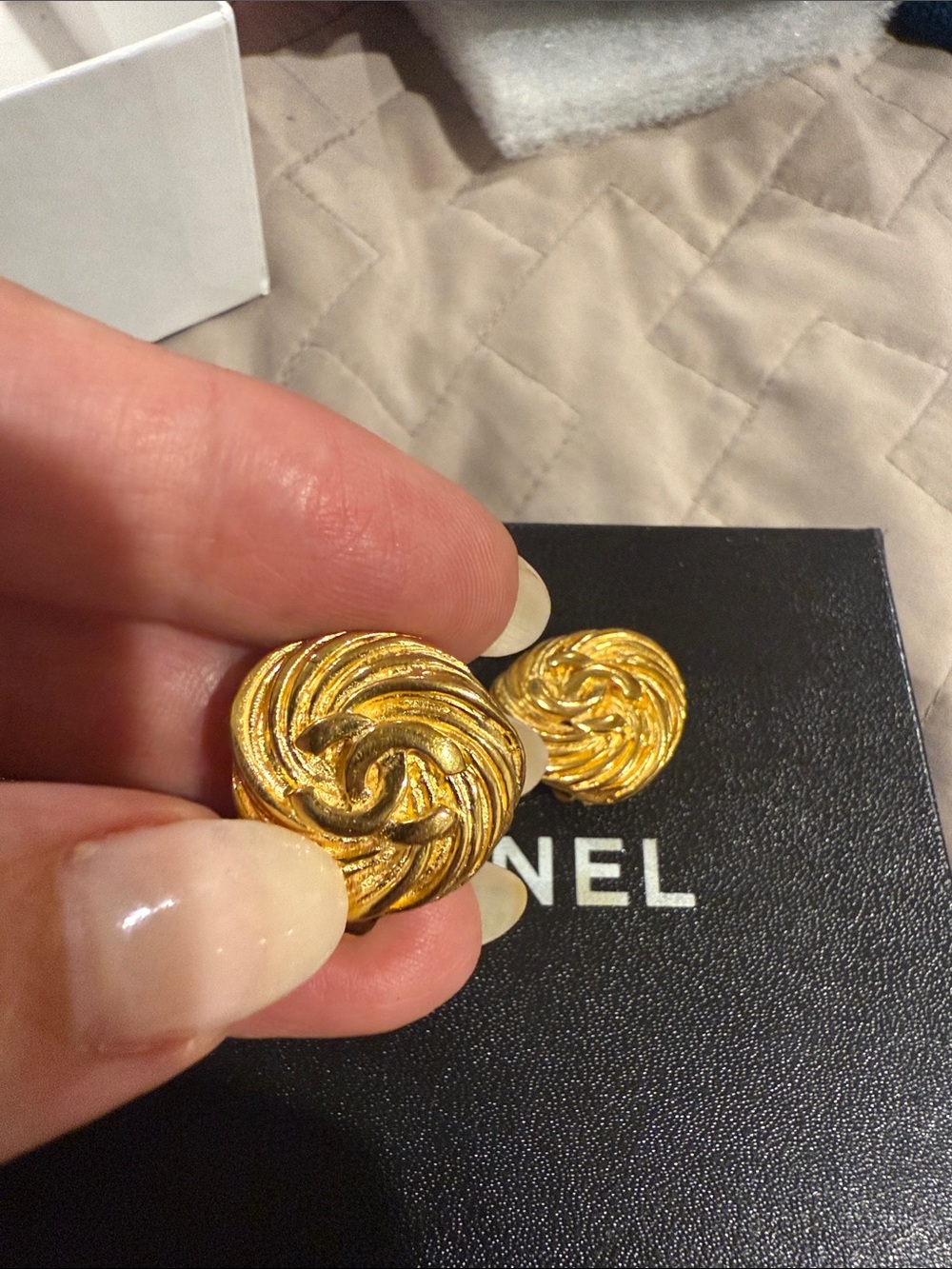 CHANEL Gold Twisted CC Clip-On Earrings - Picture 6 of 6